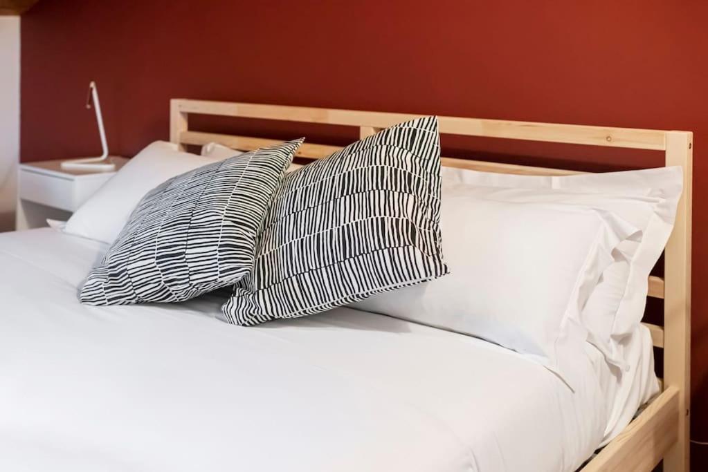 Charming 2.5Room Flat In Center Of Monforte dʼAlba Exteriör bild