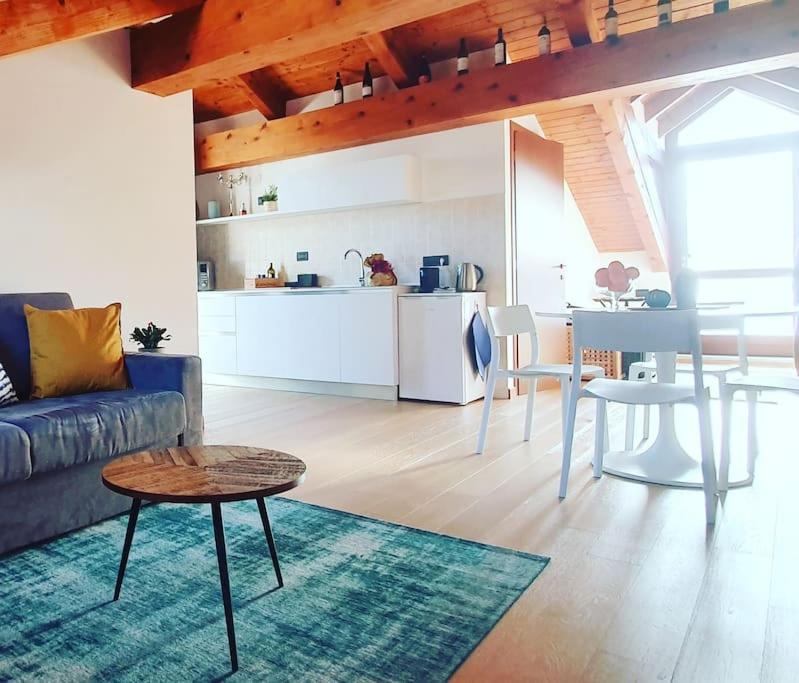 Charming 2.5Room Flat In Center Of Monforte dʼAlba Exteriör bild
