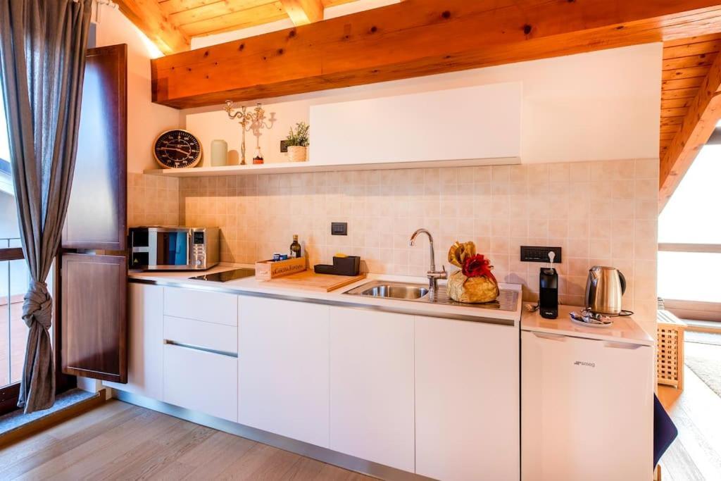 Charming 2.5Room Flat In Center Of Monforte dʼAlba Exteriör bild